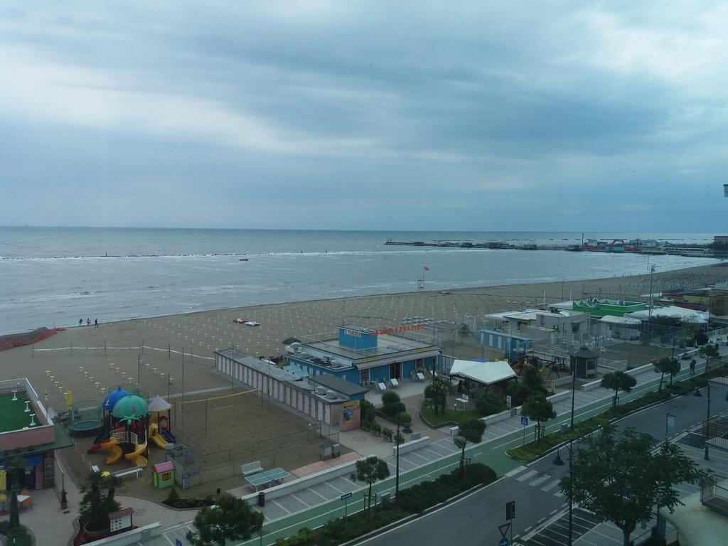 Hotel Al Ragno Cesenatico Exterior photo