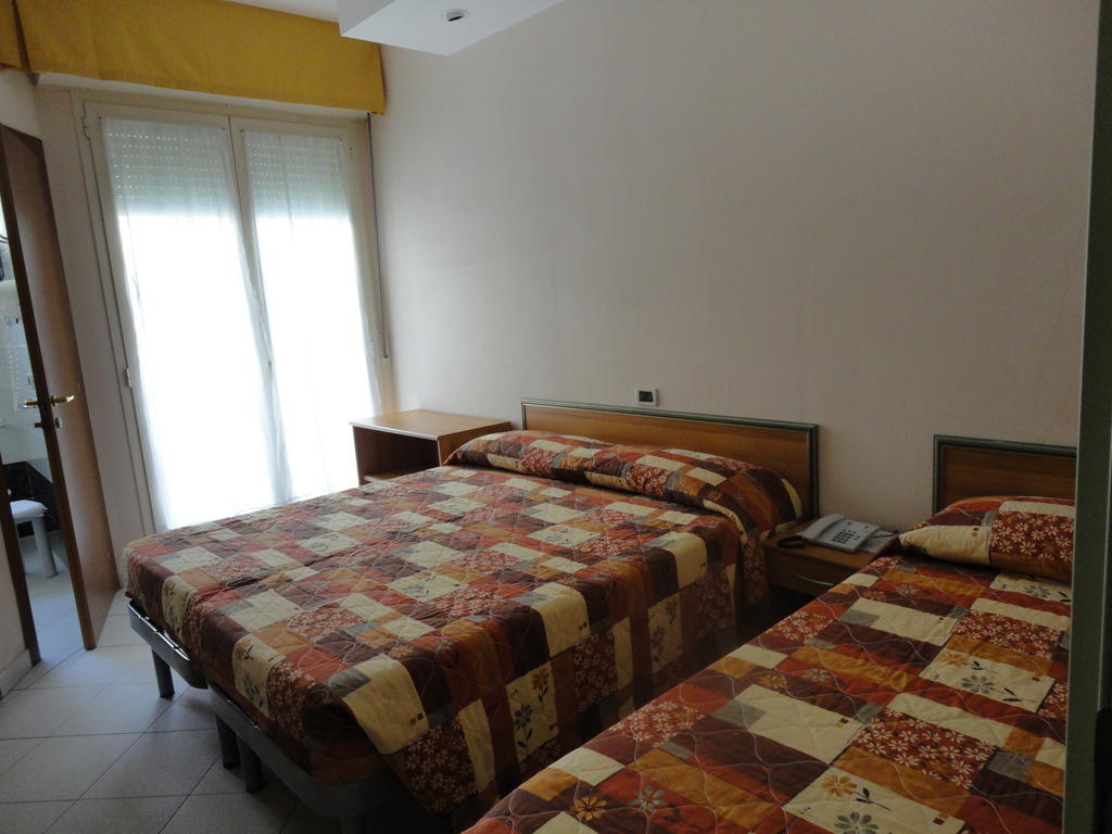 Hotel Al Ragno Cesenatico Room photo